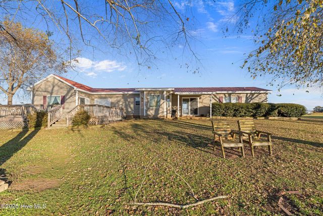 625 Garner Chapel Road, Mount Olive, NC 28365