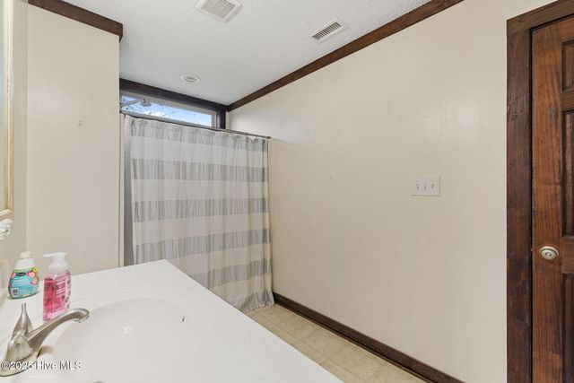 625 Garner Chapel Road, Mount Olive, NC 28365