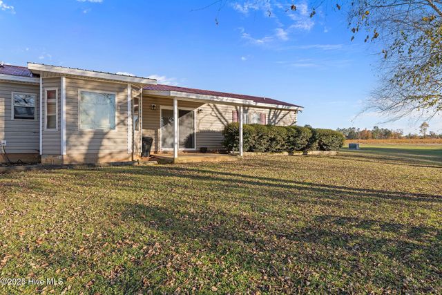 625 Garner Chapel Road, Mount Olive, NC 28365