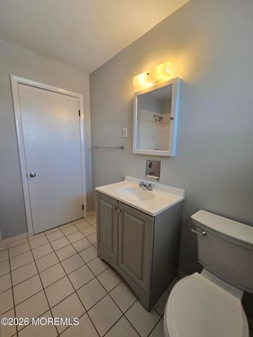 106 E Granada Drive, Brick, NJ 08723