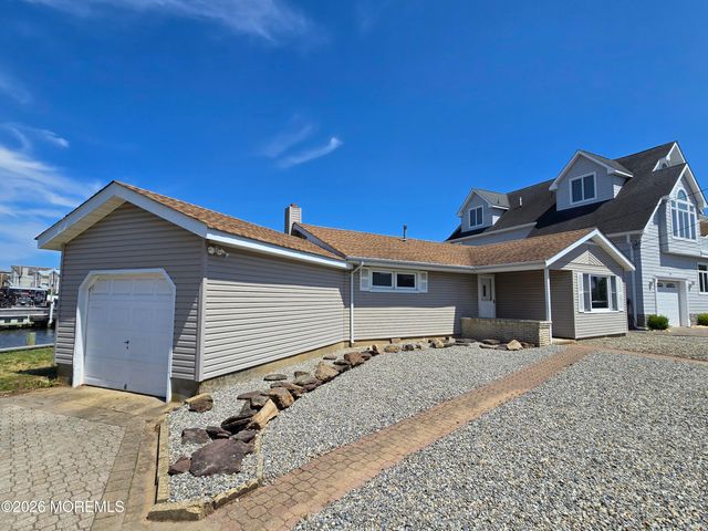 106 E Granada Drive, Brick, NJ 08723
