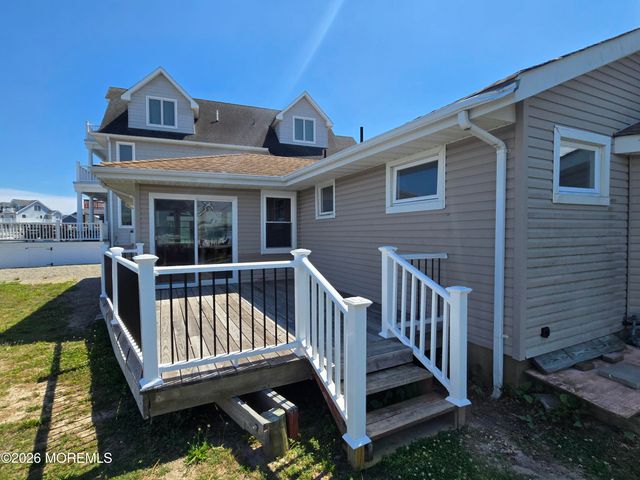 106 E Granada Drive, Brick, NJ 08723