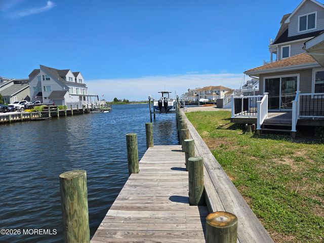 106 E Granada Drive, Brick, NJ 08723
