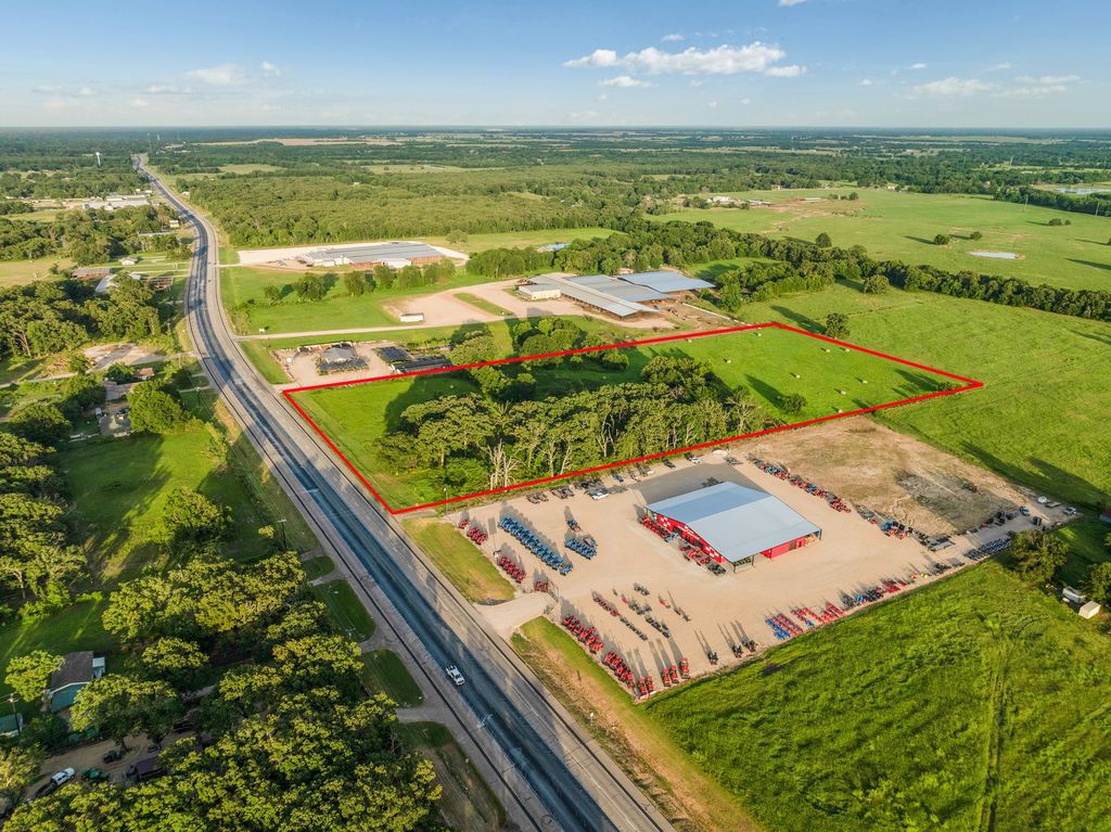 3200 Blk U.S. Hwy 82 Highway, Paris, TX 75462