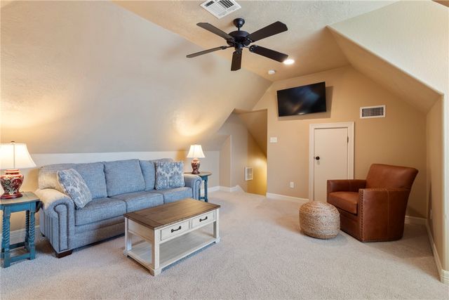 5118 Congressional Drive, College Station, TX 77845