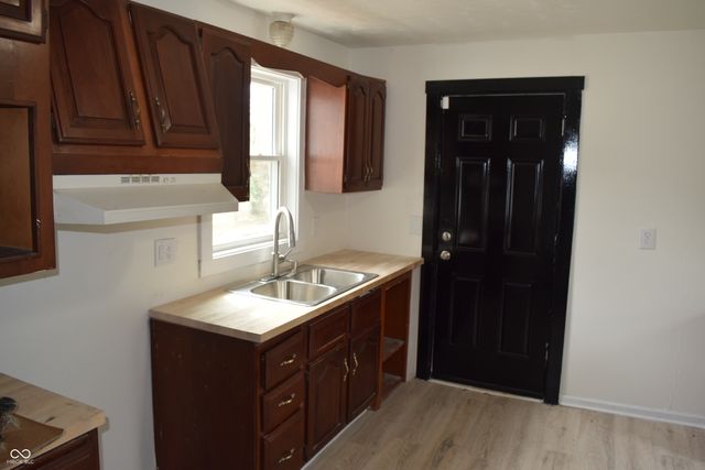 1434 Lee Street, Indianapolis, IN 46221