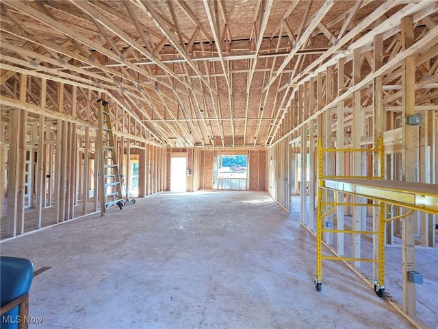 6535 North Ridge Road West, Geneva, OH 44041