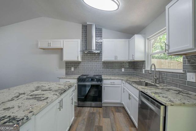 4812 White Oak Path, Stone Mountain, GA 30088