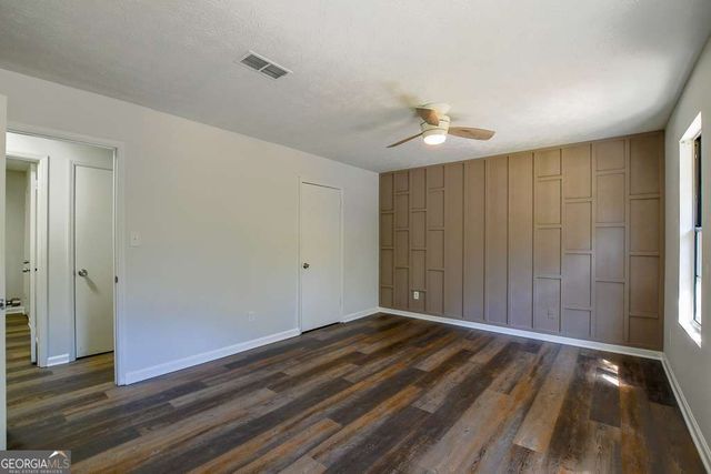 4812 White Oak Path, Stone Mountain, GA 30088