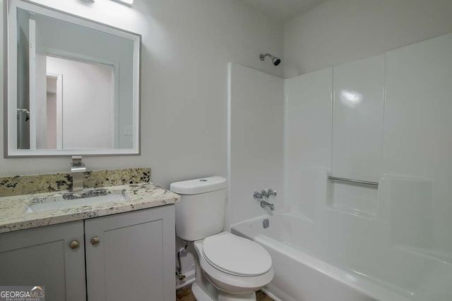 4812 White Oak Path, Stone Mountain, GA 30088