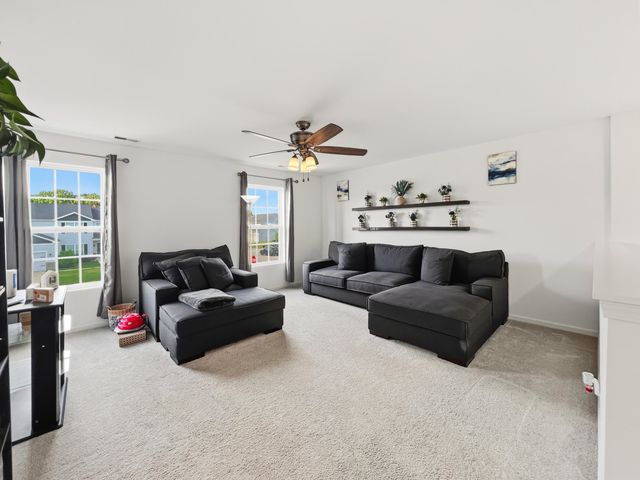 7445 E 119th Place, Winfield, IN 46307