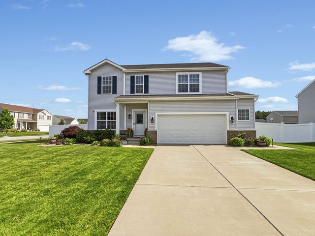 7445 E 119th Place, Winfield, IN 46307
