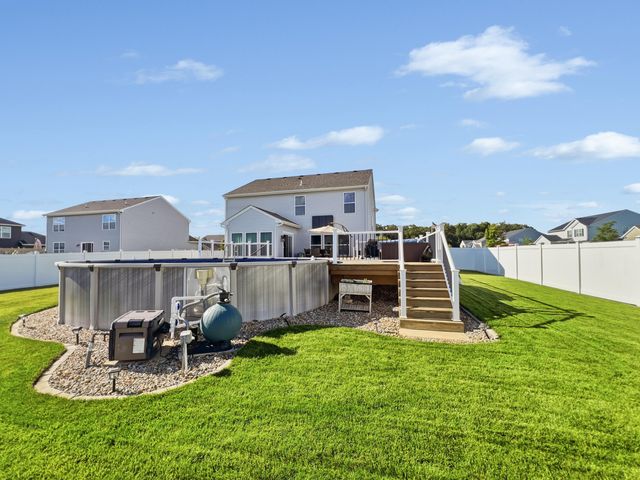 7445 E 119th Place, Winfield, IN 46307