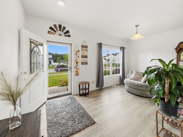 7445 E 119th Place, Winfield, IN 46307