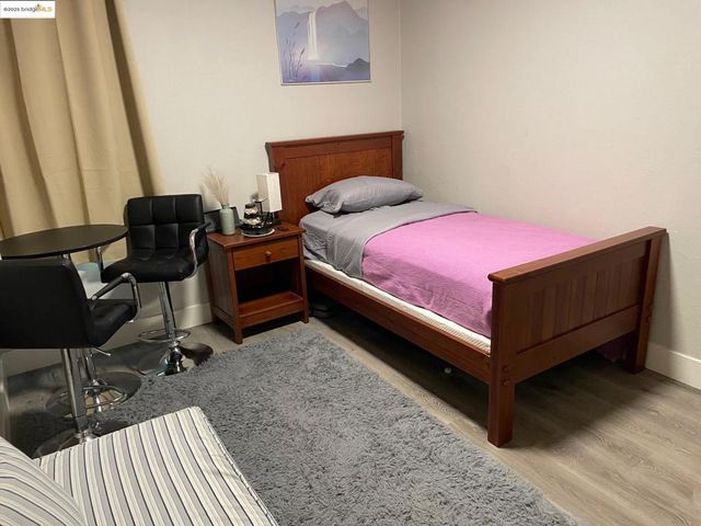 80 Loma Vista Way, Pittsburg, CA 94565