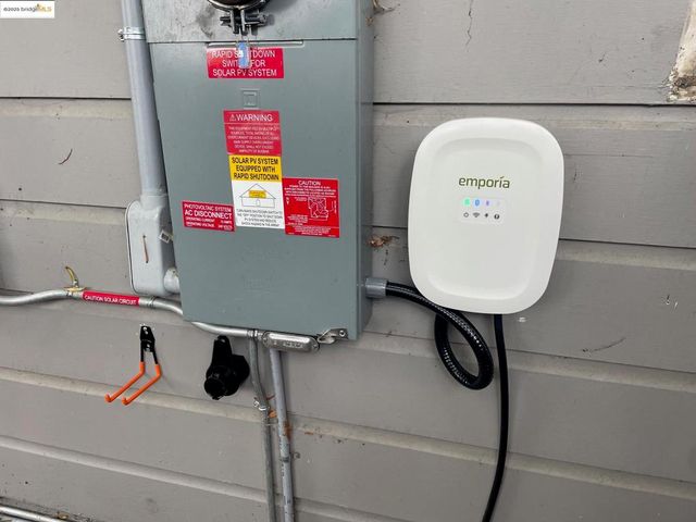 80 Loma Vista Way, Pittsburg, CA 94565