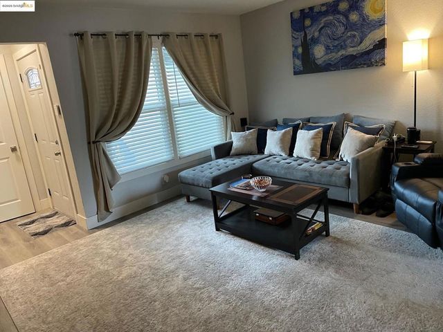 80 Loma Vista Way, Pittsburg, CA 94565