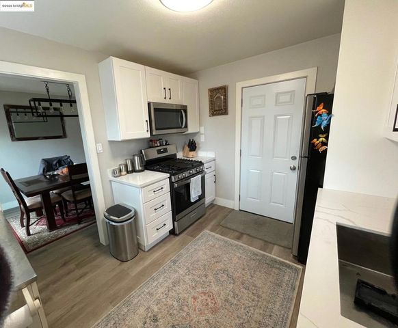 80 Loma Vista Way, Pittsburg, CA 94565