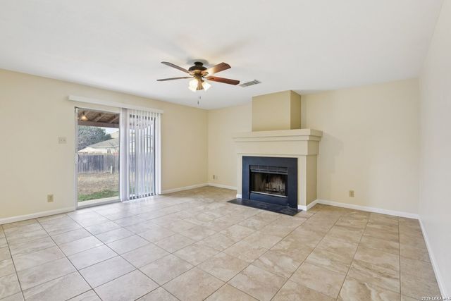 8327 Pine Meadow, Converse, TX 78109