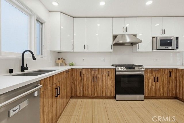 9499 Cherokee, Beverly Hills, CA 90210