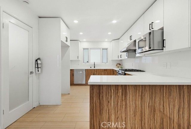 9499 Cherokee, Beverly Hills, CA 90210