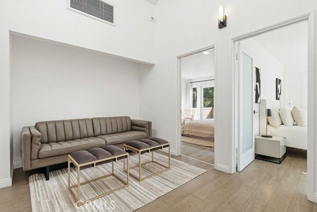 9499 Cherokee, Beverly Hills, CA 90210