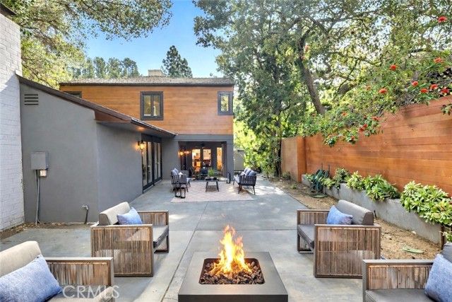 9499 Cherokee, Beverly Hills, CA 90210