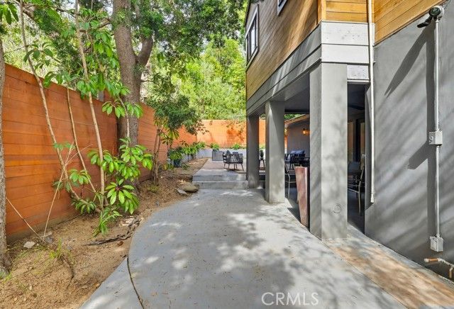 9499 Cherokee, Beverly Hills, CA 90210