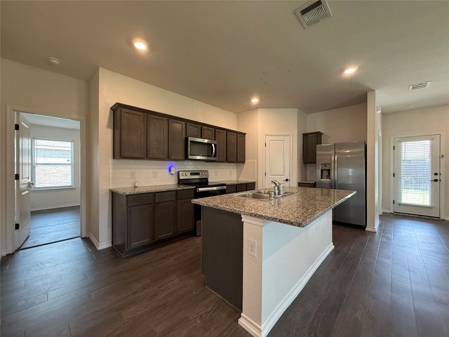 2702 Marotto Way, Seagoville, TX 75159
