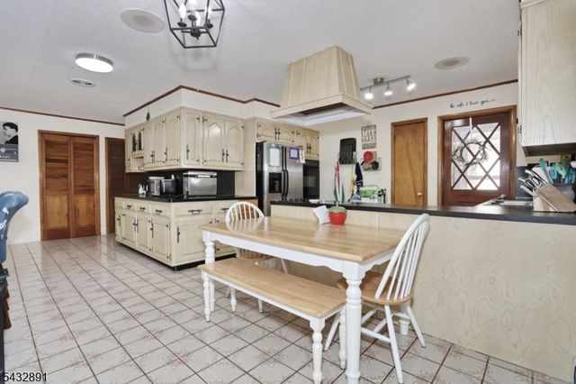 54 Stalter, Wayne Twp., NJ 07470