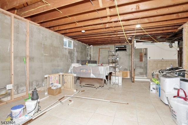 54 Stalter, Wayne Twp., NJ 07470