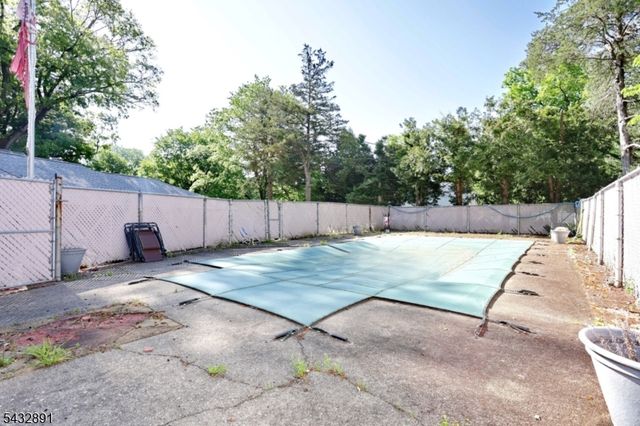 54 Stalter, Wayne Twp., NJ 07470