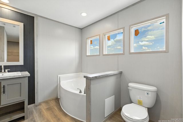 2553 FM 1332, Jourdanton, TX 78026