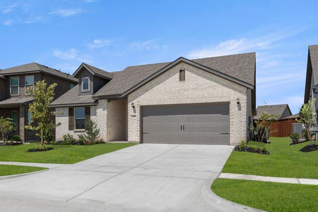 214 Bandit Trail, Terrell, TX 75160