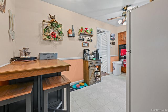 149 Crestwood Boulevard, Farmingdale, NY 11735