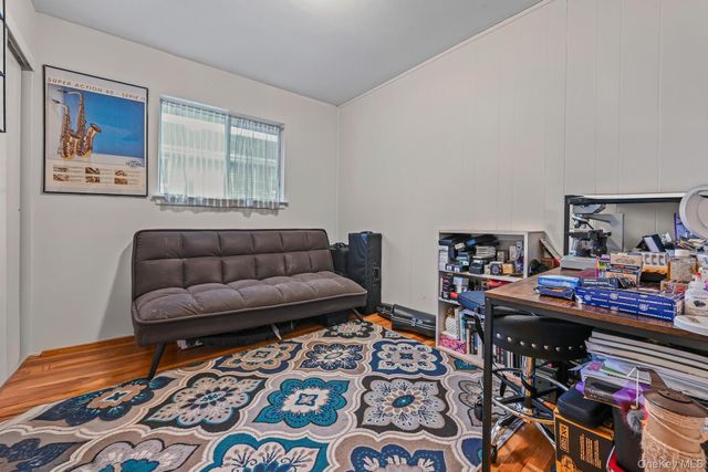 149 Crestwood Boulevard, Farmingdale, NY 11735