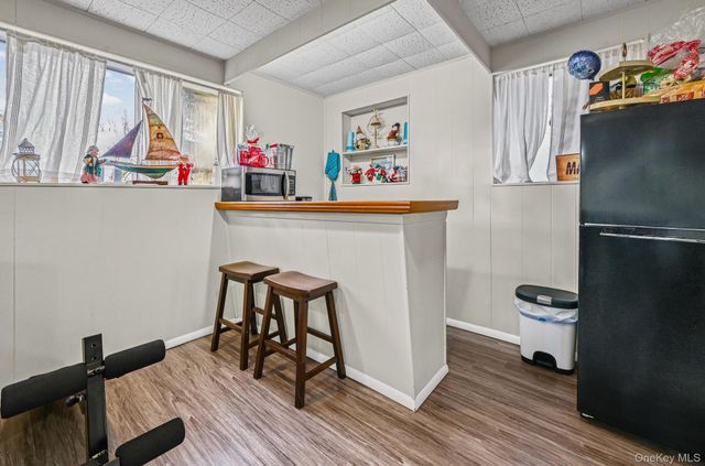 149 Crestwood Boulevard, Farmingdale, NY 11735