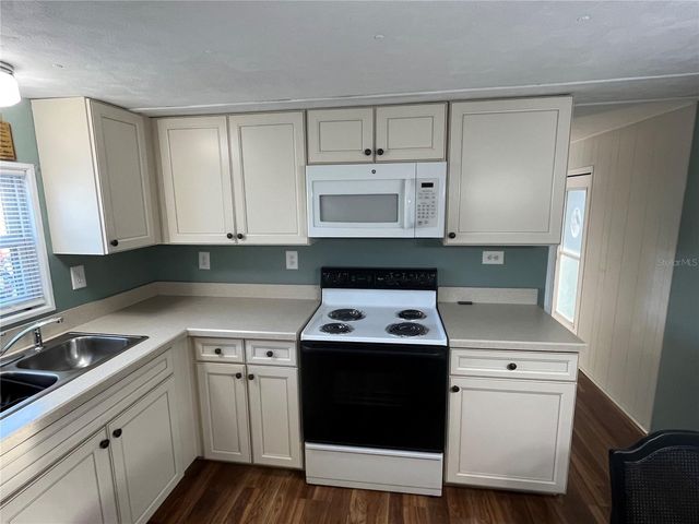 712 LOCARNO DRIVE, Venice, FL 34285