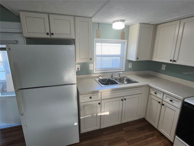 712 LOCARNO DRIVE, Venice, FL 34285