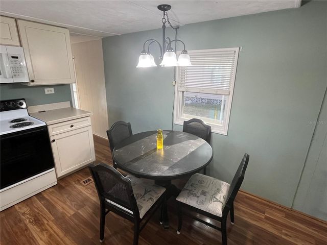 712 LOCARNO DRIVE, Venice, FL 34285