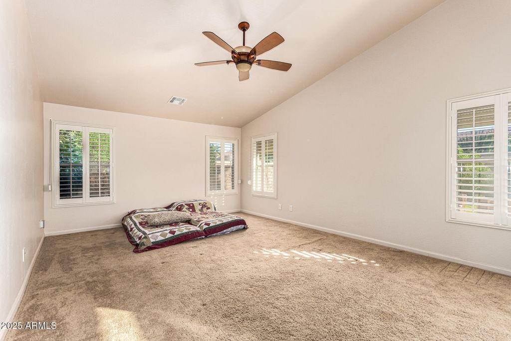 Image 20 of property listing at 41027 W PRYOR Lane Lane, Maricopa, AZ 85138