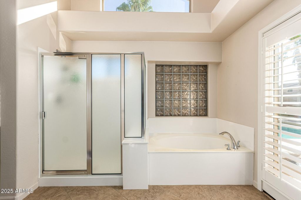 Image 24 of property listing at 41027 W PRYOR Lane Lane, Maricopa, AZ 85138