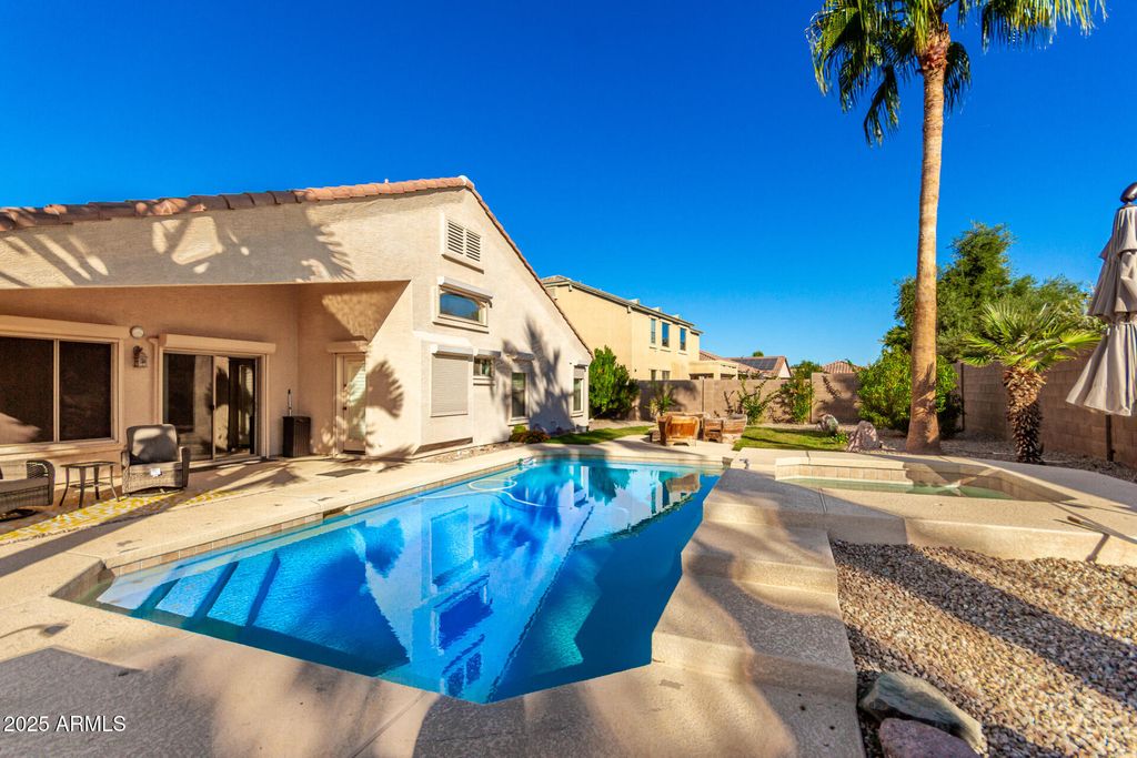 Image 36 of property listing at 41027 W PRYOR Lane Lane, Maricopa, AZ 85138