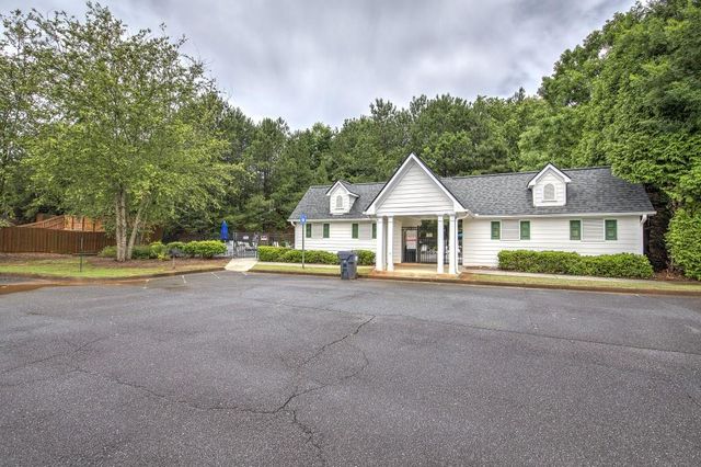 4477 Black Hills Drive NW, Acworth, GA 30101