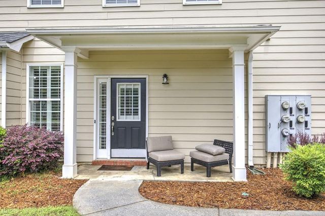4477 Black Hills Drive NW, Acworth, GA 30101