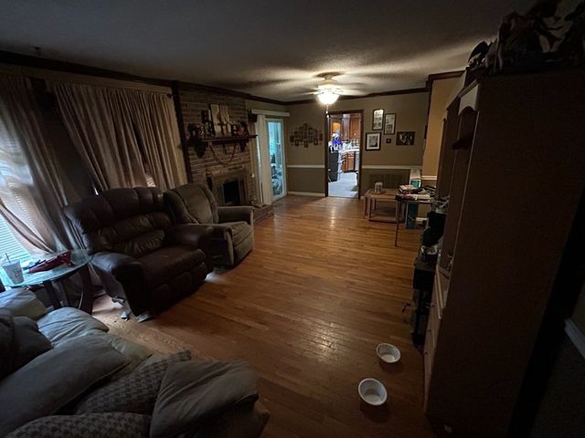 651 Turkey Creek Dr, Tullahoma, TN 37388