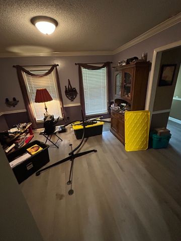 651 Turkey Creek Dr, Tullahoma, TN 37388