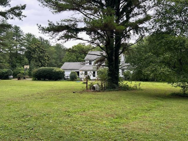 651 Turkey Creek Dr, Tullahoma, TN 37388