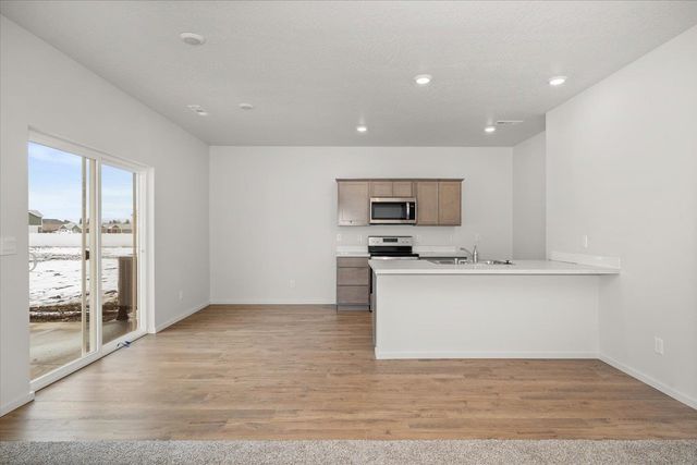 13433 W Crosswinds Ave, Airway Heights, WA 99001