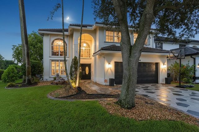 10848 Tamoron Lane, Boca Raton, FL 33498